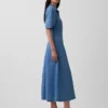 Abito camicia midi in denim con maniche a sbuffo