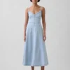 Abito lungo a corsetto con cuciture in denim