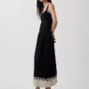 Abito lungo a corsetto con vita bassa in misto lino