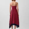 Abito midi a righe con scollo a fazzoletto