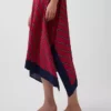 Abito midi a righe con scollo a fazzoletto
