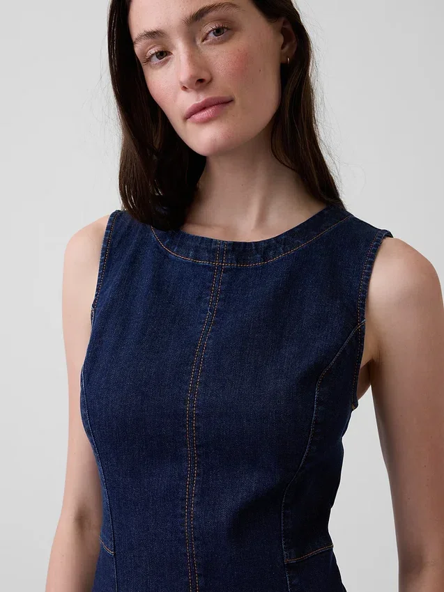 Abito midi aderente in denim