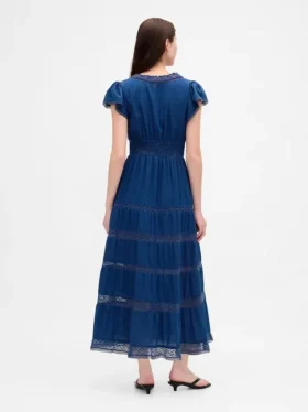 Abito midi con bordi in pizzo