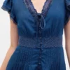 Abito midi con bordi in pizzo