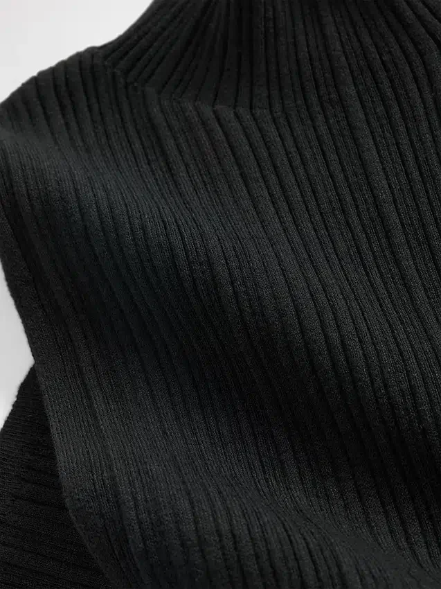 Abito midi in maglione a costine