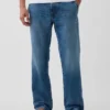 Acquista i jeans blu a gamba dritta dal taglio rilassato