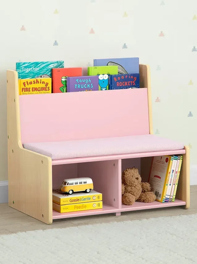 Angolo lettura per bambini con panca imbottita