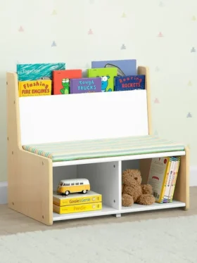 Angolo lettura per bambini con panca imbottita