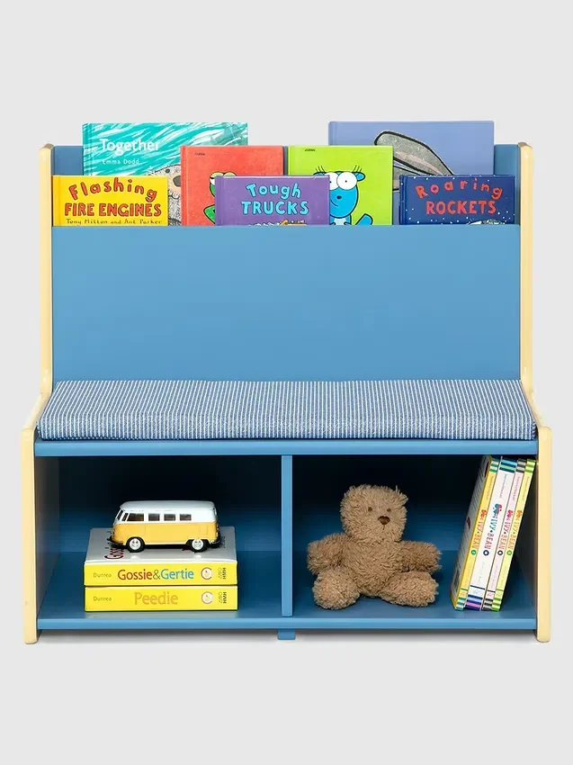 Angolo lettura per bambini con panca imbottita
