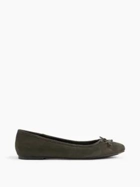Ballerine in pelle scamosciata vegana
