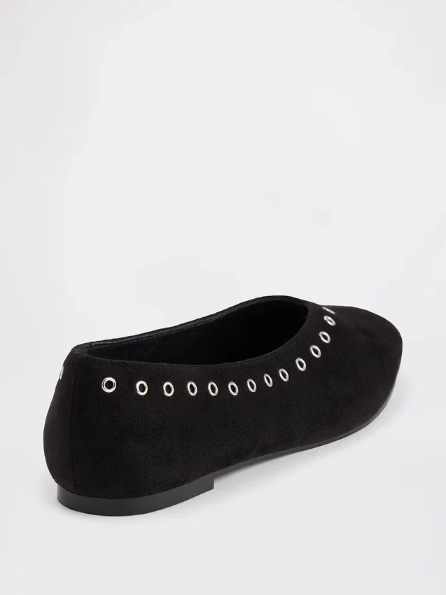 Ballerine in pelle scamosciata vegana