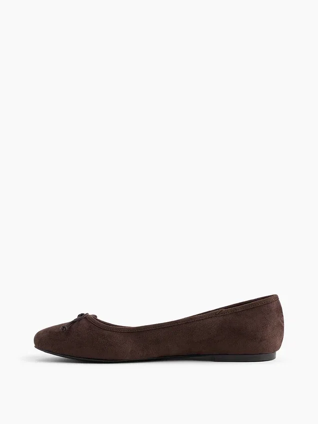 Ballerine in pelle scamosciata vegana