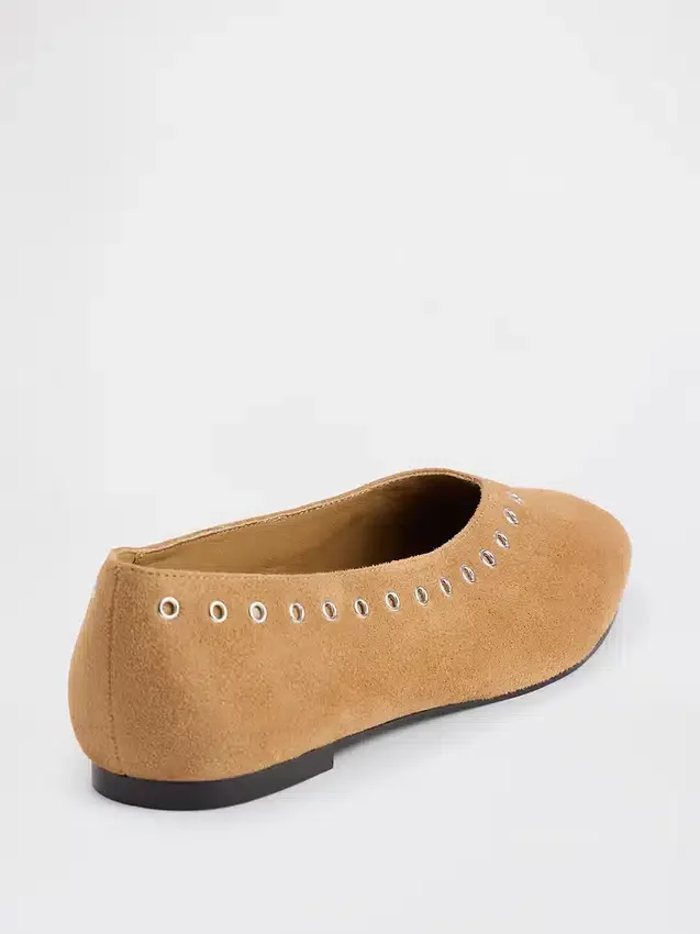Ballerine in pelle scamosciata vegana