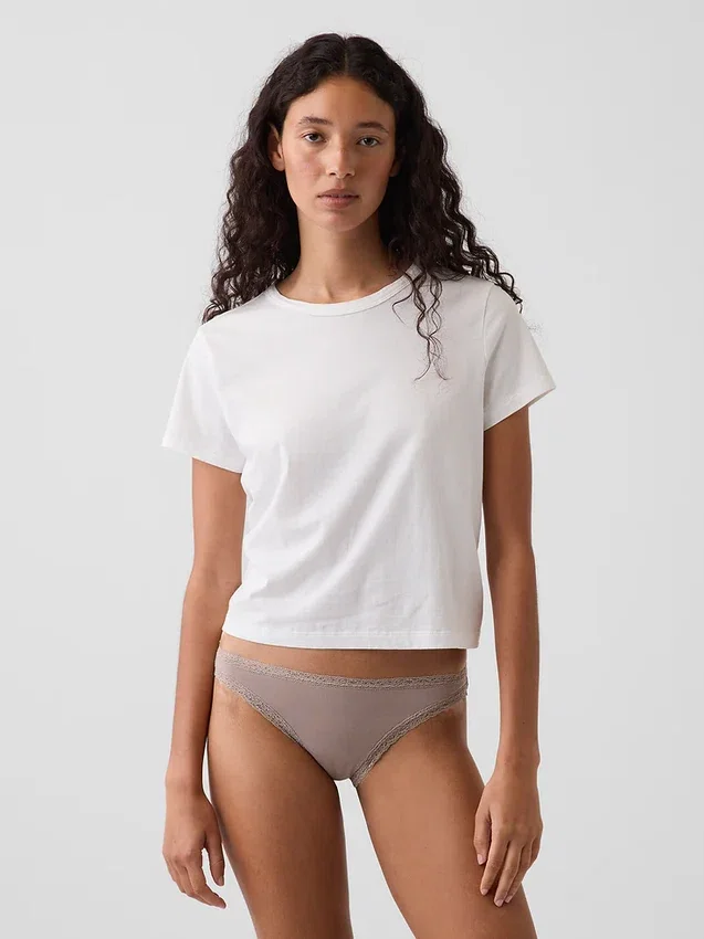 Bikini in morbidissimo cotone biologico elasticizzato con bordi in pizzo