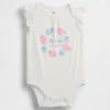 Body con grafica “Baby First Favorites”