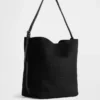 Borsa a secchiello in pelle scamosciata vegana