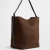 Borsa a secchiello in pelle scamosciata vegana