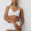 Bralette triangolare a costine senza cuciture