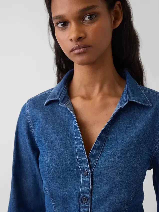 Camicia aderente in denim