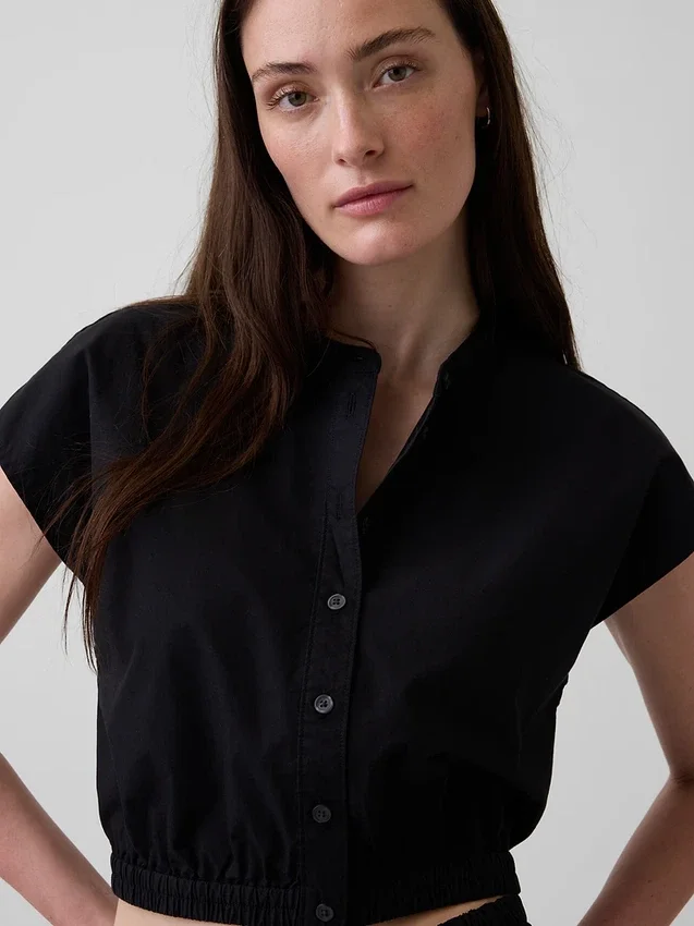 Camicia corta in popeline con maniche ad aletta
