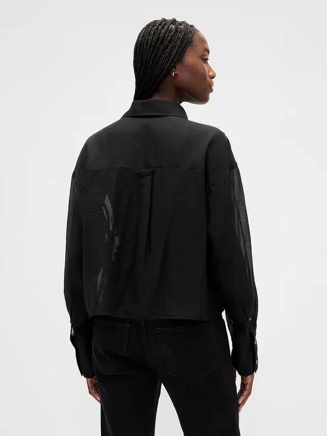 Camicia corta trasparente con orlo dritto