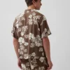 Camicia dal taglio comodo con colletto camp