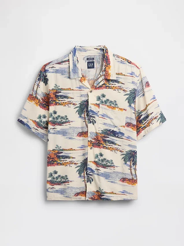 Camicia dal taglio comodo con colletto camp