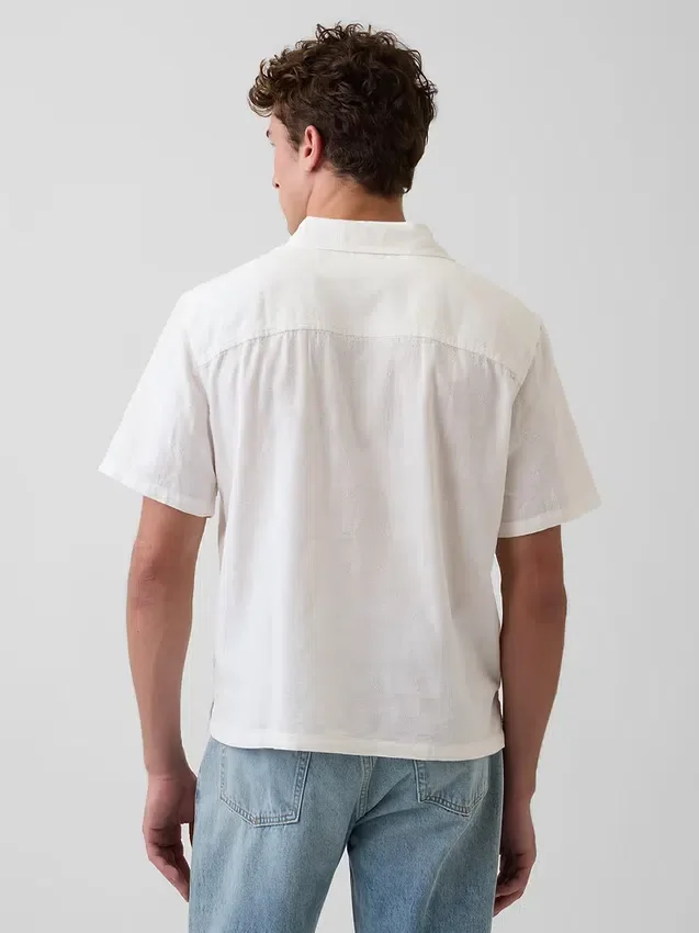 Camicia in cotone dobby dalla linea morbida con orlo dritto