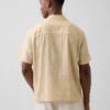 Camicia in cotone dobby dalla linea morbida con orlo dritto