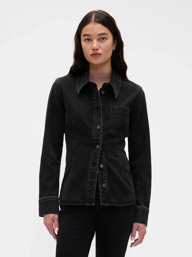 Camicia in denim con cuciture stringenti