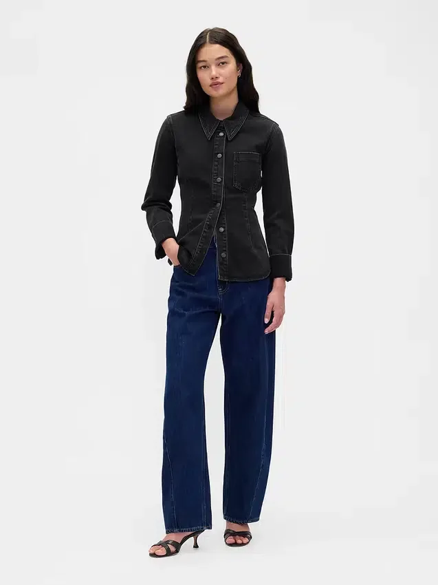 Camicia in denim con cuciture stringenti