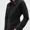 Camicia in denim con cuciture stringenti