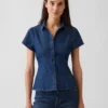 Camicia in denim con maniche ad aletta
