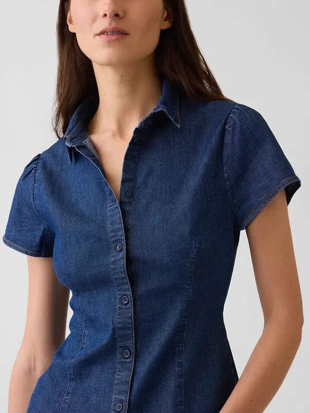 Camicia in denim con maniche ad aletta