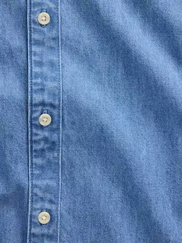 Camicia in denim dal taglio rilassato con orlo dritto