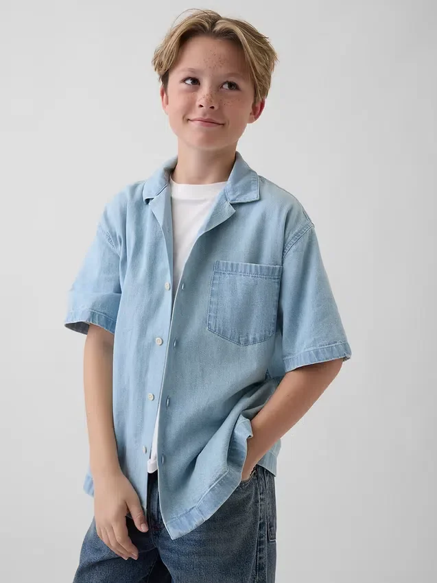 Camicia in denim per bambini dal taglio comodo