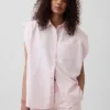Camicia in denim ultrasoft GAP × Hfr con spalle larghe della collezione di Nicole Benefield