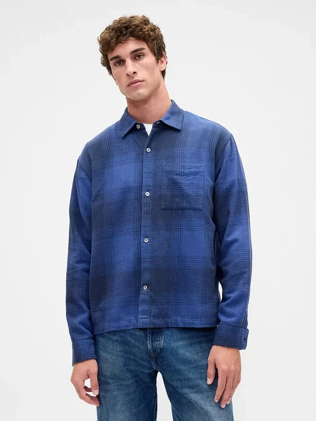 Camicia in flanella dal taglio comodo