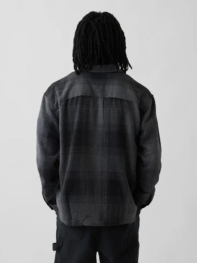 Camicia in flanella dal taglio comodo