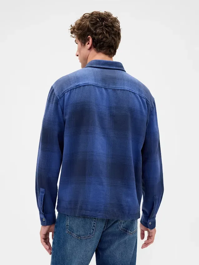 Camicia in flanella dal taglio comodo