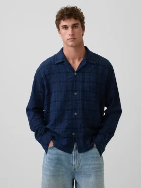 Camicia in seersucker dalla vestibilità comoda con orlo dritto
