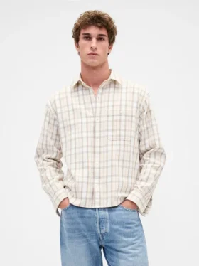 Camicia in twill con orlo dritto