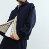 Camicia in twill con orlo dritto