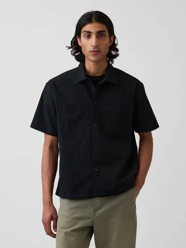 Camicia utility dalla linea morbida con orlo dritto