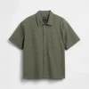Camicia utility dalla linea morbida con orlo dritto