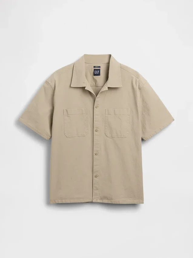 Camicia utility dalla linea morbida con orlo dritto