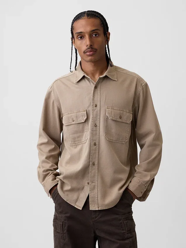 Camicia utility in denim ultra morbido dal taglio rilassato