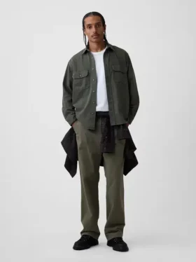 Camicia utility in denim ultra morbido dal taglio rilassato