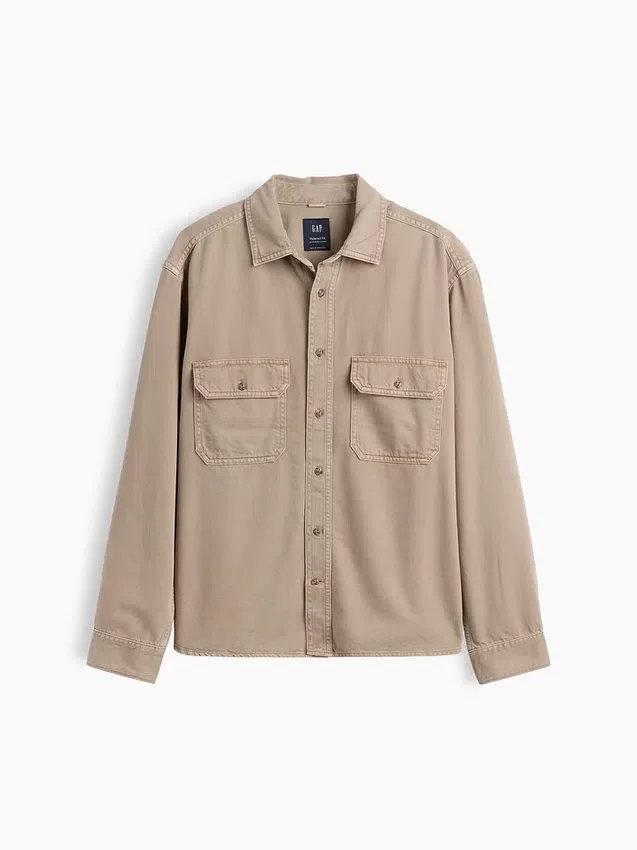 Camicia utility in denim ultra morbido dal taglio rilassato