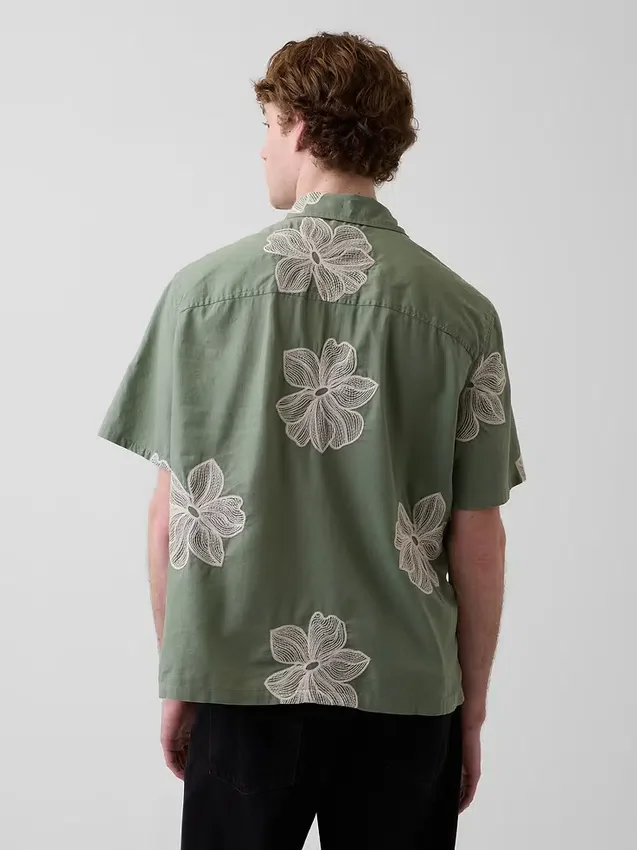 Camicie in misto lino e cotone dalla vestibilità comoda con orlo dritto